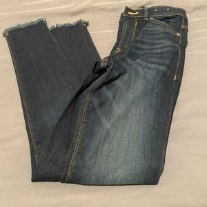 Express ankle raw hem jeans size 0